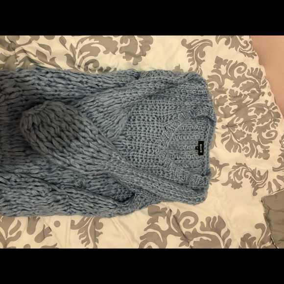 Sweater - Picture 2 of 2